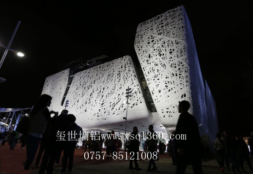 墻鋁廠家與您關注米蘭世博會雄偉建筑