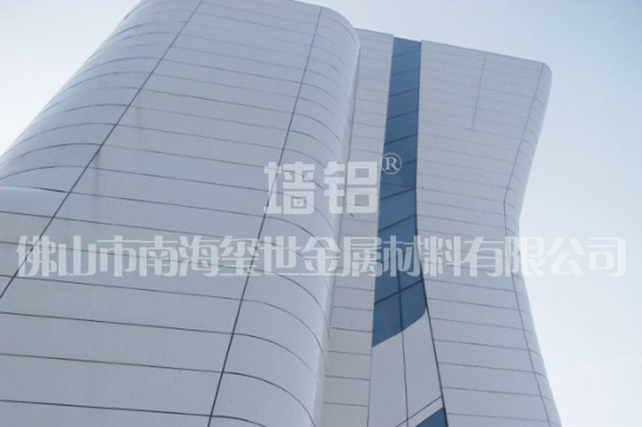 常德三館三中心
